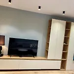 Zoi\'S Apartment